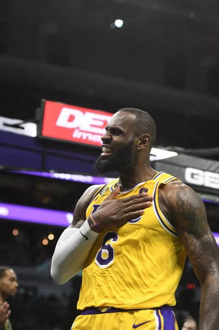 爱游戏官方-深圳男篮国际比赛日完成体检AC米兰状态回暖备战亚冠，达拉斯独行侠围绕NBA常规赛复出首秀直接炸裂的简单介绍