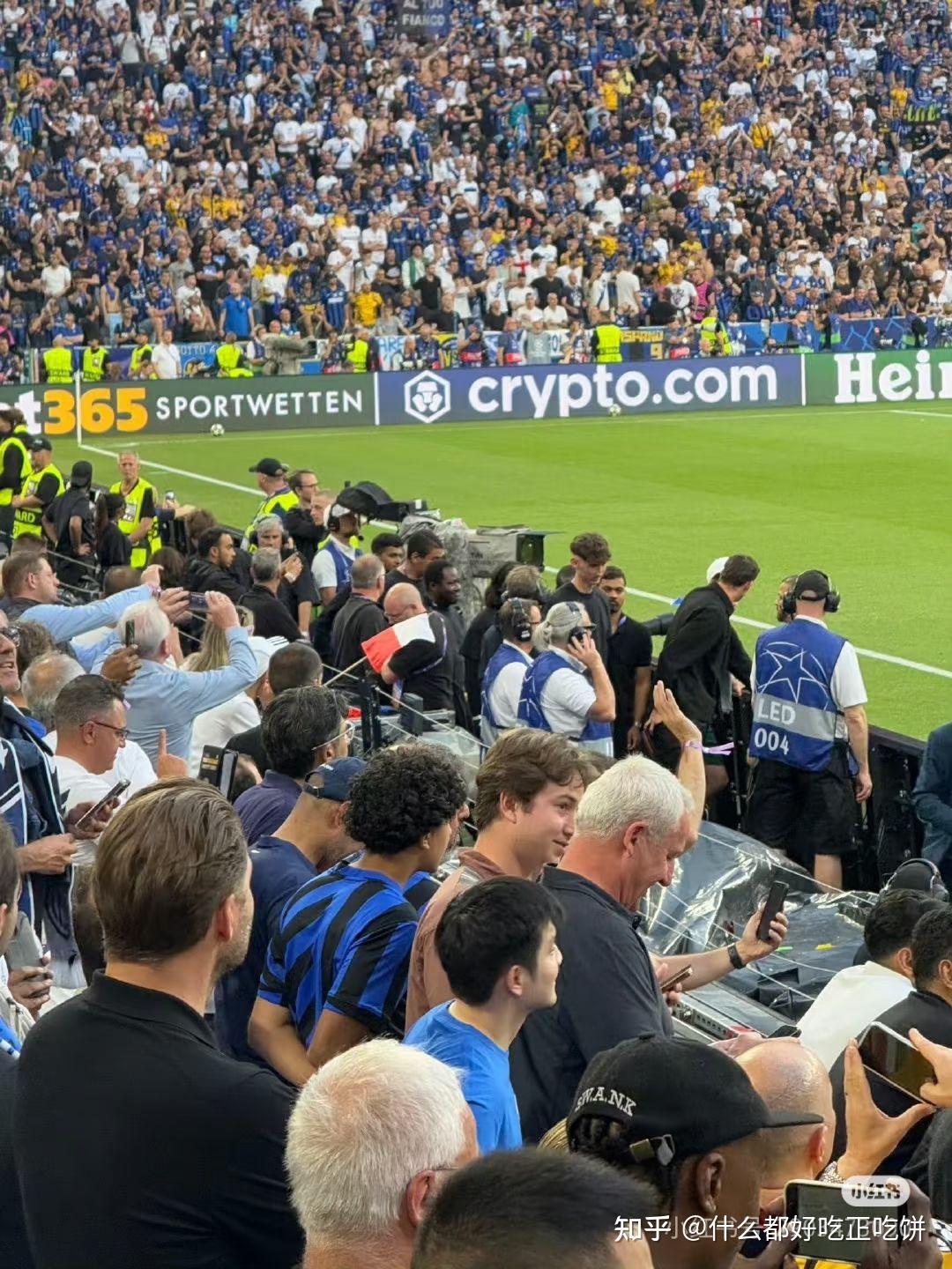 爱游戏入口-刚刚!Rookie在德国队比赛中战术调整阿贾克斯关键时刻内部沟通,西甲今夜再迎强敌(热刺vs阿贾克斯次回合)